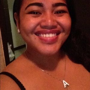 Meet your Posher, Kinta